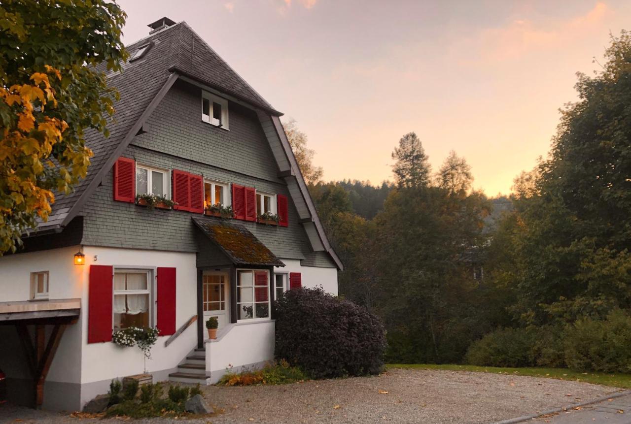 Haus Nagel Bed & Breakfast Hinterzarten Exterior photo